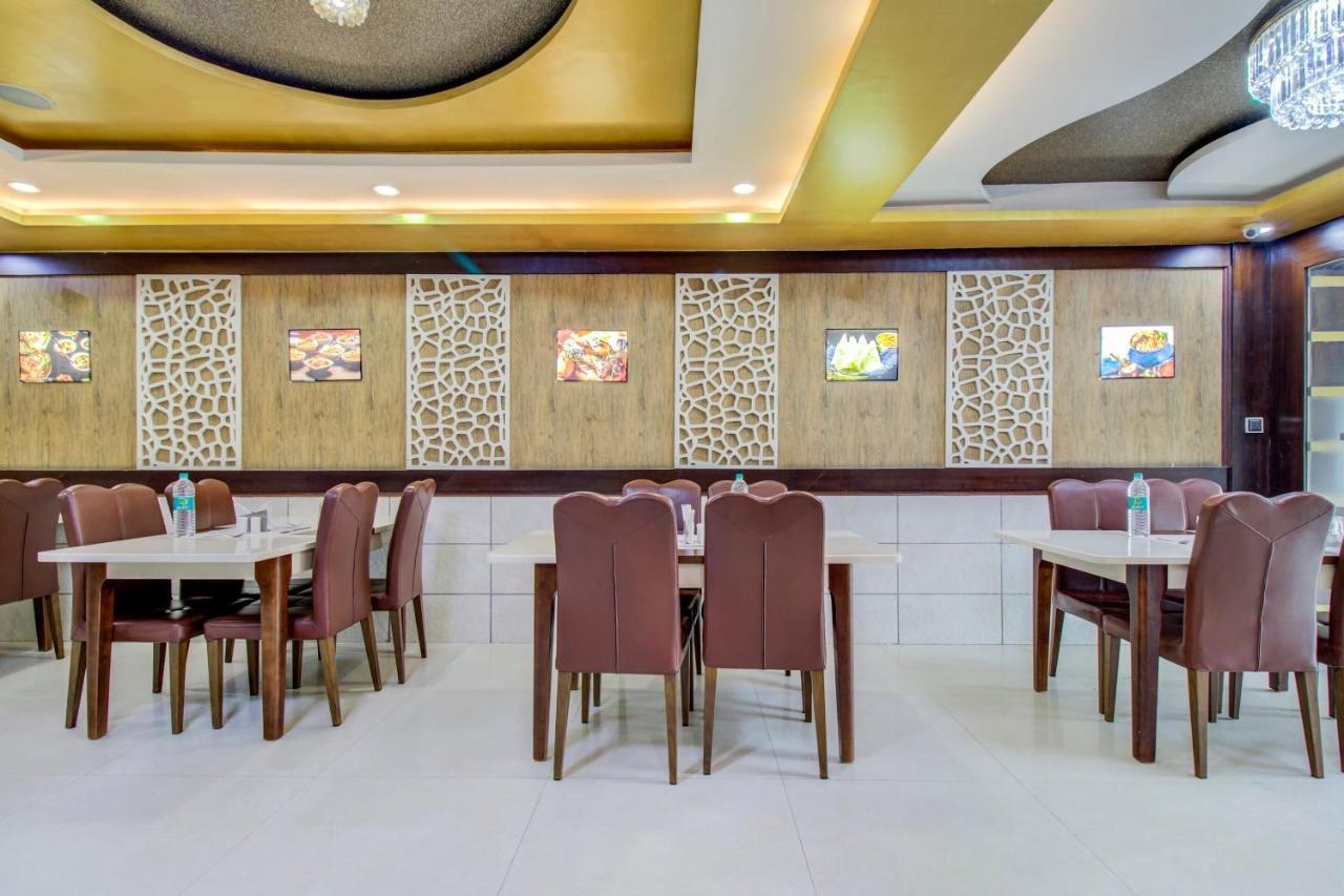 Capital O 5381 The Emirates Hotel Bangalore Luaran gambar