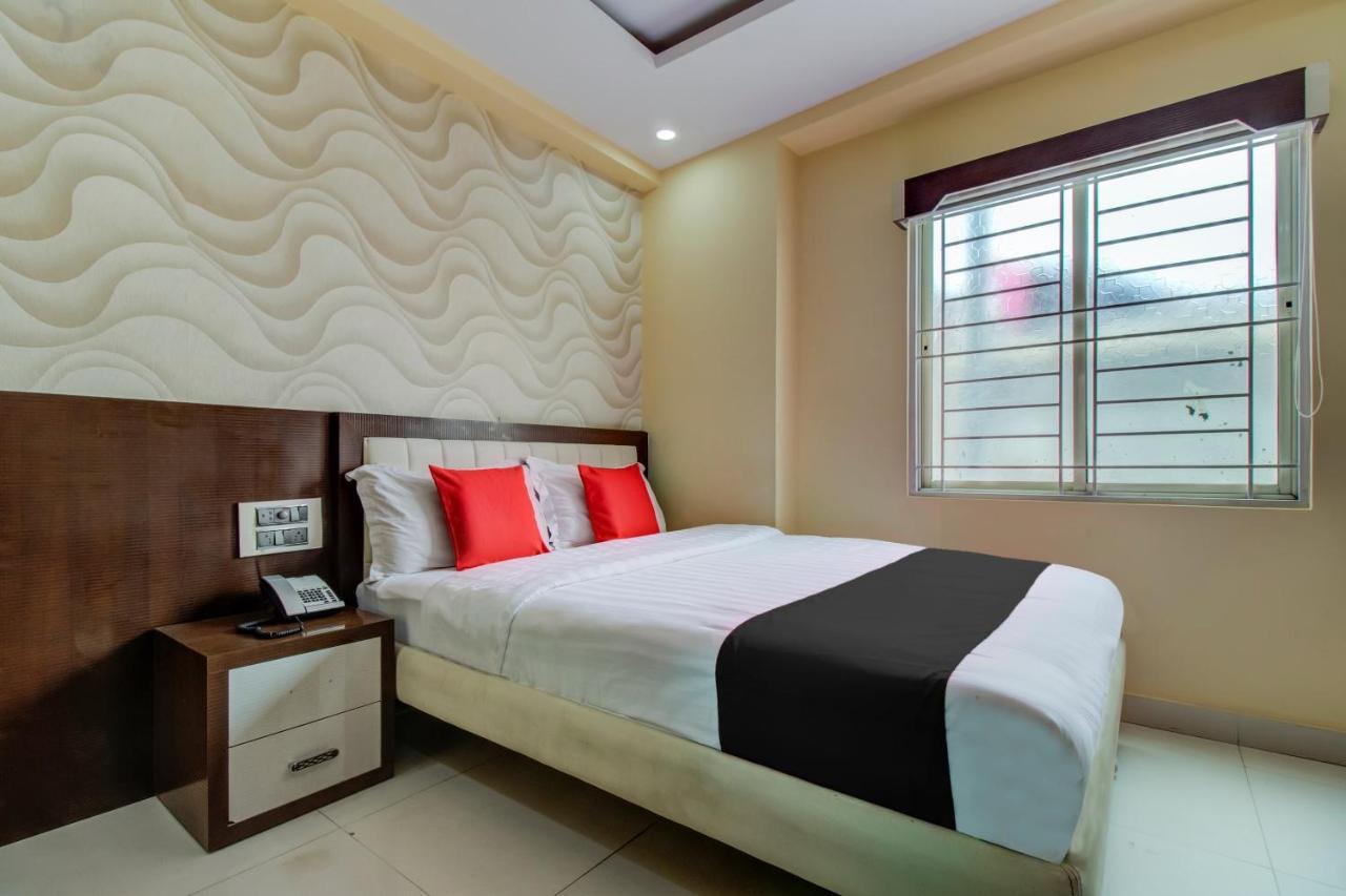 Capital O 5381 The Emirates Hotel Bangalore Luaran gambar