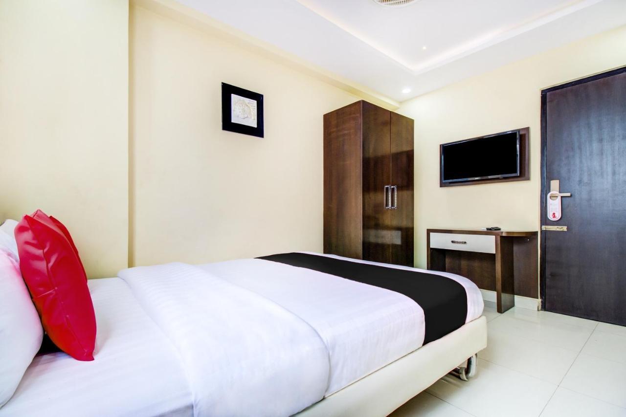 Capital O 5381 The Emirates Hotel Bangalore Luaran gambar