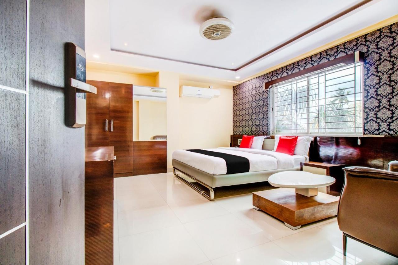 Capital O 5381 The Emirates Hotel Bangalore Luaran gambar